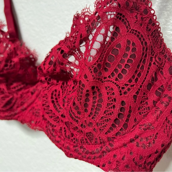 Sexy Red Victoria’s Secret Dream Angels Bra without padding - Picture 4 of 8
